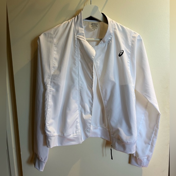 White ASICS windbreaker - Picture 2 of 3